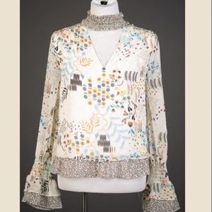 Bailey 44 Martine Top NWT